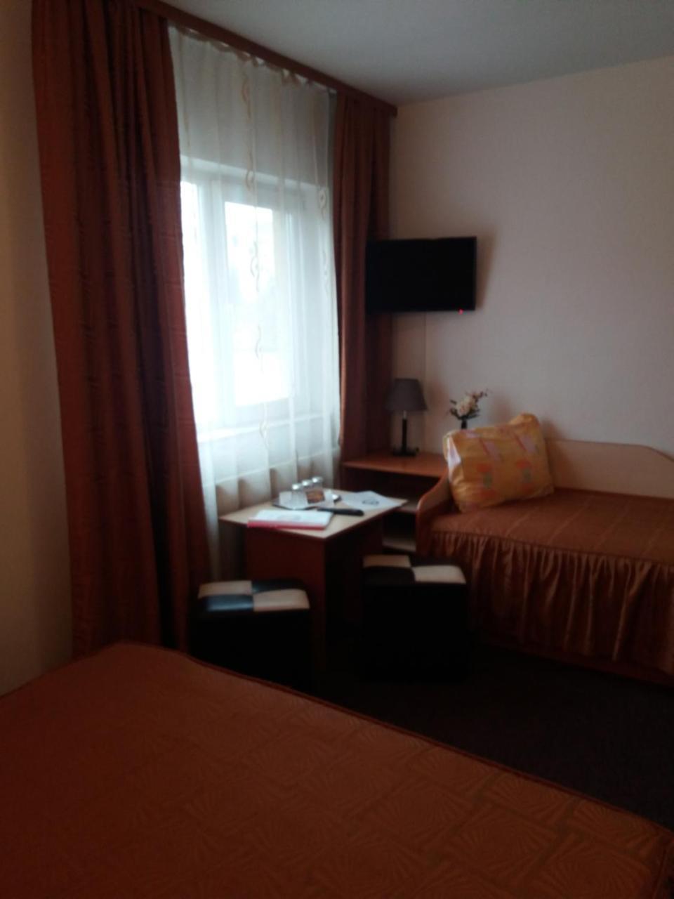 Vila Queen Arad Kültér fotó