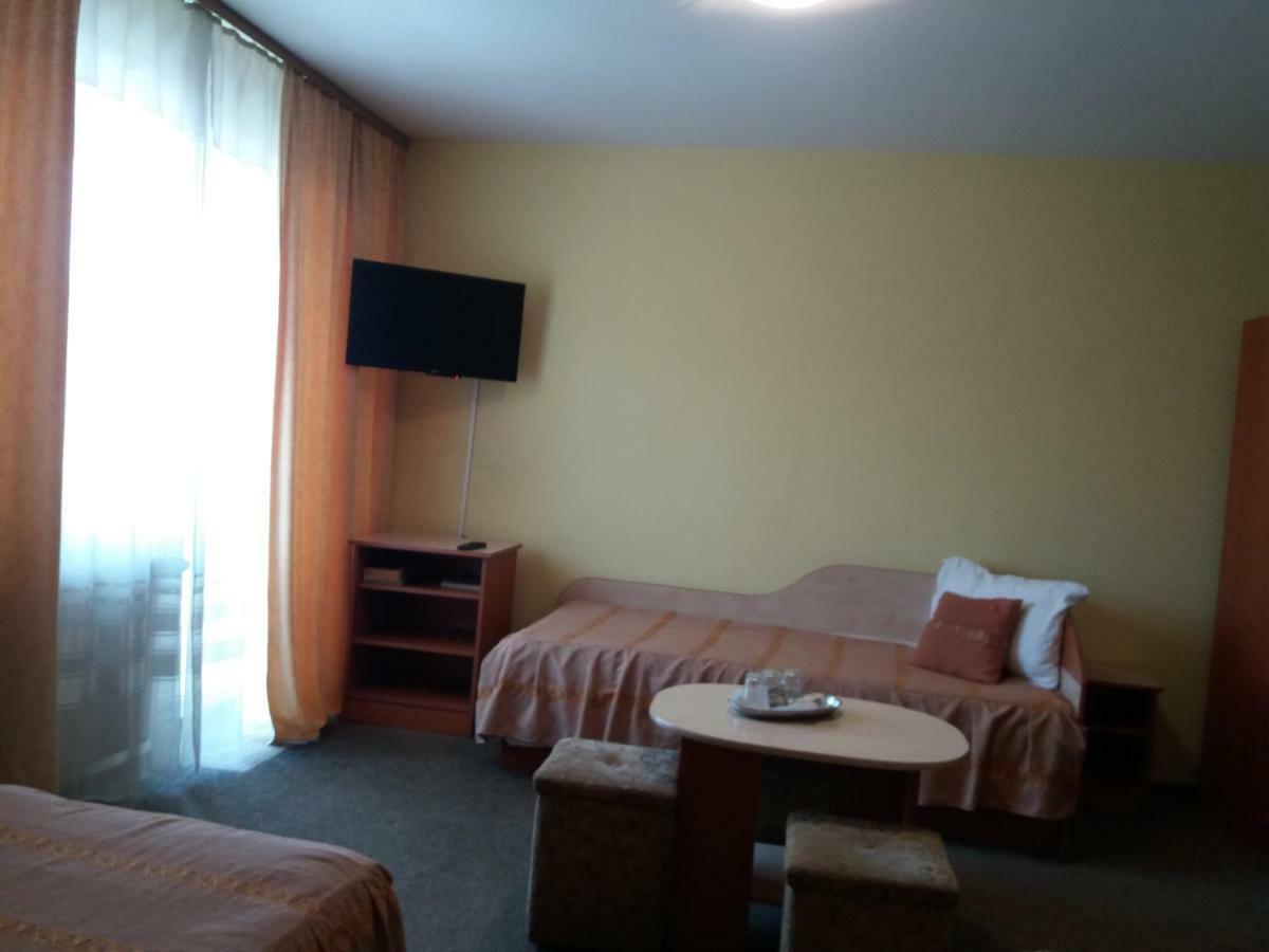 Vila Queen Arad Kültér fotó