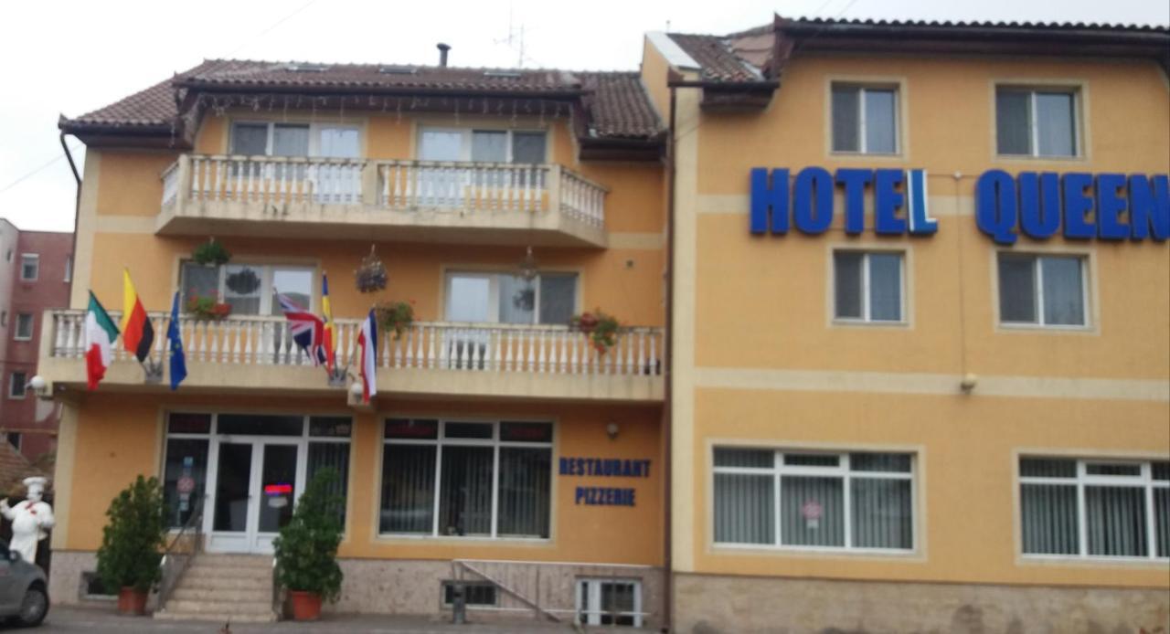 Vila Queen Arad Kültér fotó